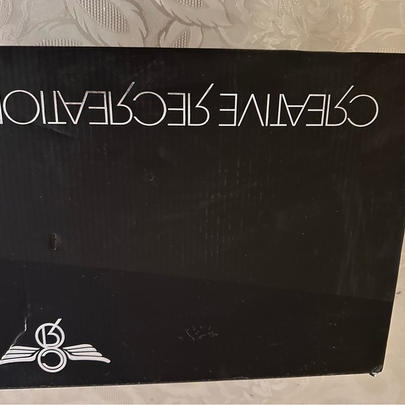 NWT - Size 8  creative recreation sneakers - Picture 6 of 6